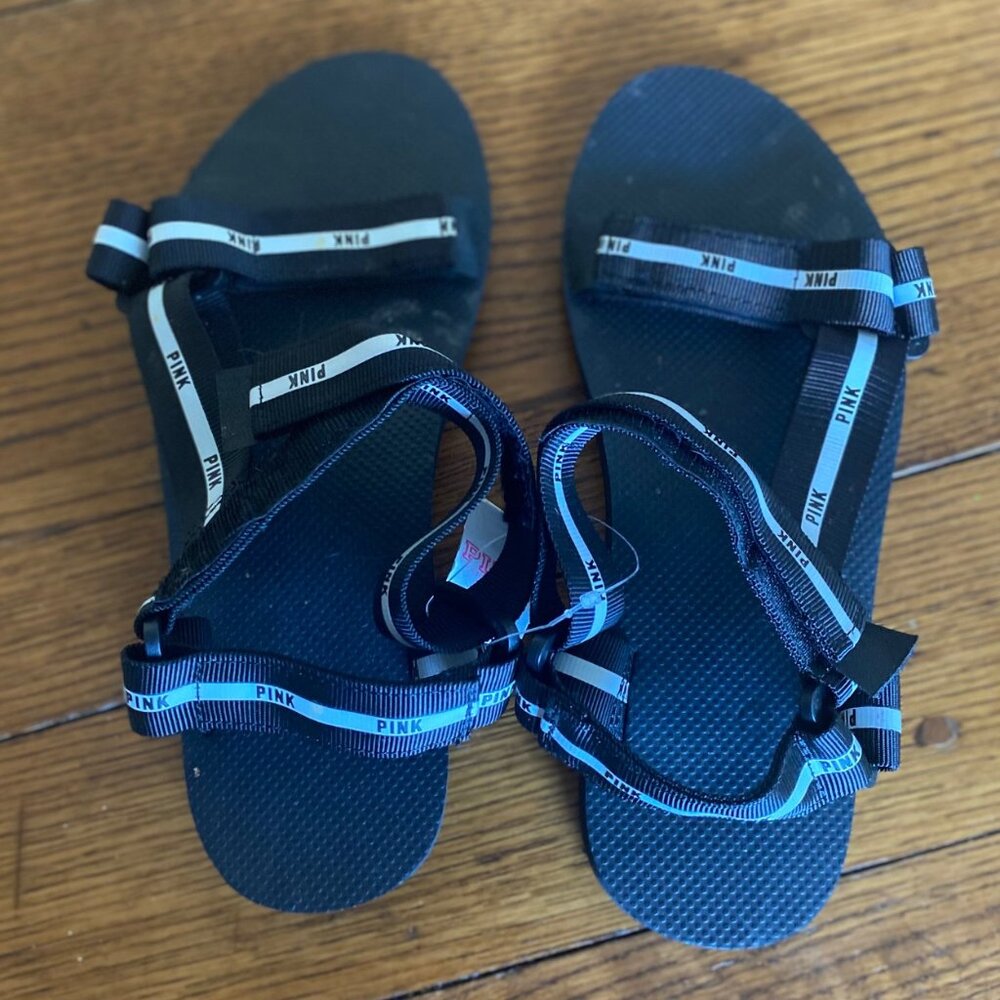 PINK Victoria's Secret  Velcro Strap Sandals Black/white Medium(7-8)